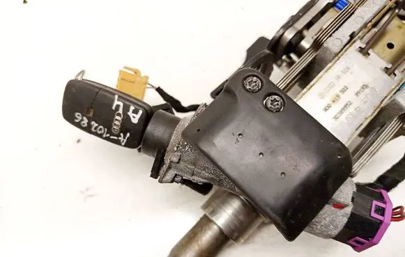 Audi A4 S4 B5 8D Ignition lock 4b0905851c