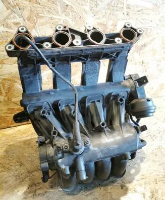Mercedes-Benz B W245 Intake manifold A2661410201