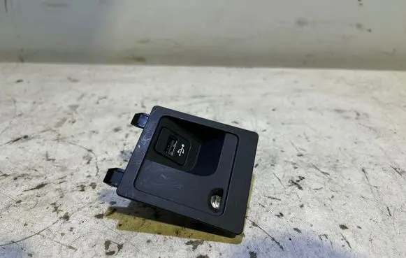 USB socket connector