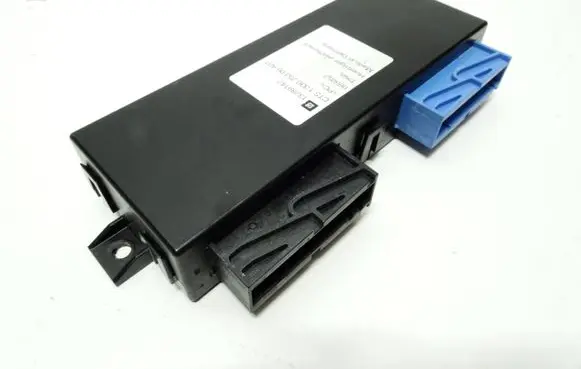 Opel Astra H Convertible roof control unit 13289142 13302530601 066052