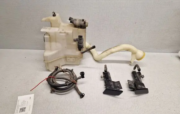 Subaru Outback Headlight washer spray nozzle