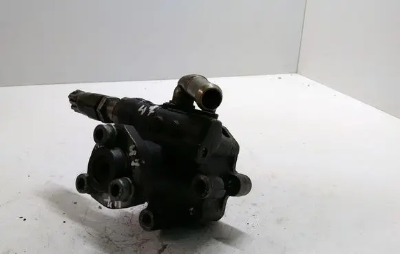 Volkswagen Golf IV Power steering pump 1J0422154B
