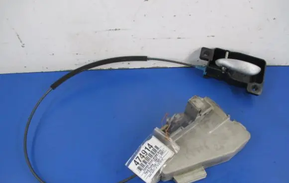 Ford Puma Front door lock