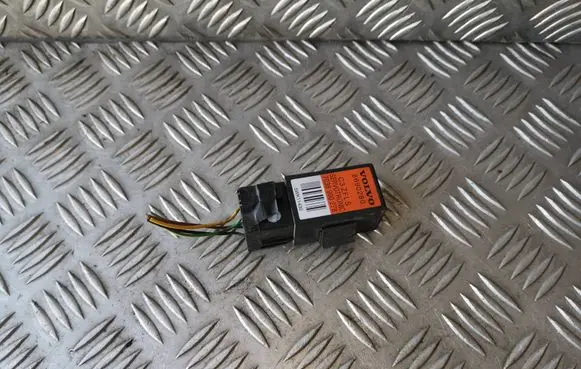 Volvo S80 Other relay 8690280 7038900278
