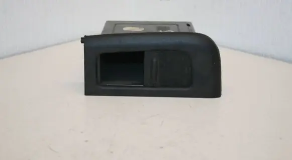 Volvo S80 Glove box 130082137 130082138