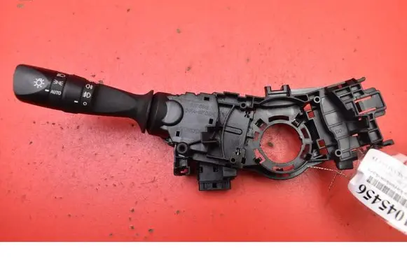 Toyota C-HR I Headlight wiper switch 17F852