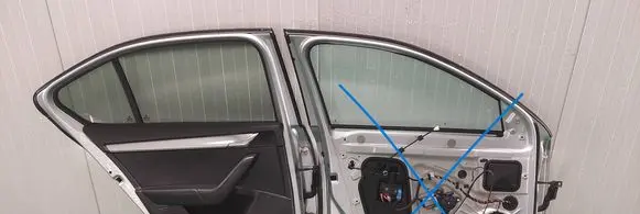 Skoda Octavia Mk3 (5E) Rear door 