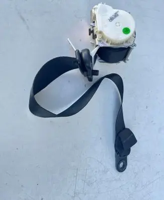 Ford Focus Front seatbelt 4M51A61294AK