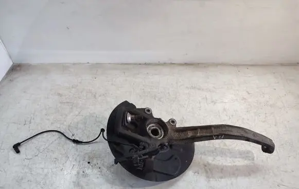 Mercedes-Benz ML W164 Front wheel hub