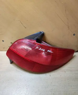 Peugeot 206 Rear/tail lights 2531D
