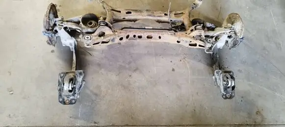 Volkswagen PASSAT B8 Rear subframe