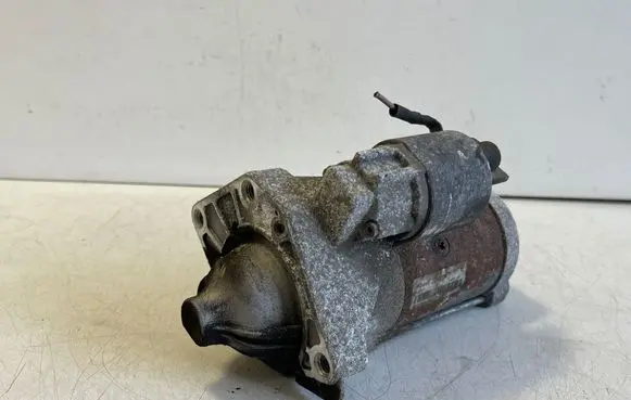 Mercedes-Benz Vito Viano W447 Starter motor 30421N