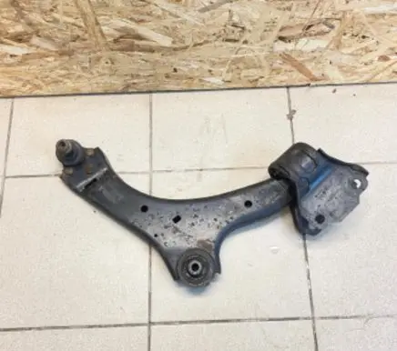 Volvo S80 Front lower control arm/wishbone 6G9N3A052