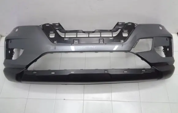 Ford Focus Front bumper 620226FROH