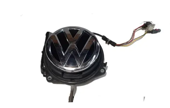 Volkswagen Golf VII Tailgate handle with camera 5G0827469E