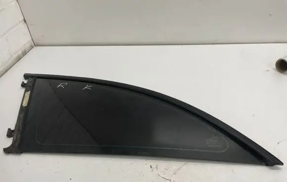 Rear side window