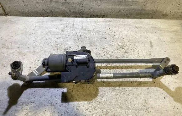 Skoda Octavia Mk2 (1Z) Wiper motor 1397220581 1011369376