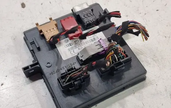 Audi A6 S6 C6 4F Comfort/convenience module 4F0907279