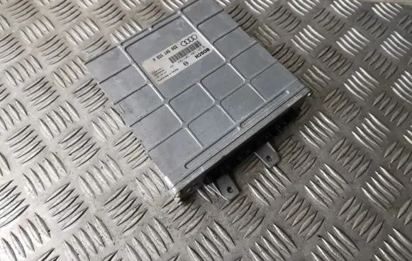 Audi A4 S4 B5 8D Engine control unit/module 8D0907558A 0261204503 0261204504