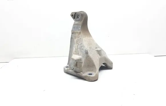BMW 3 E90 E91 Engine mounting bracket 6781916 22116781916