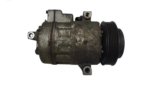 KIA Sorento Air conditioning (A/C) compressor (pump) F500MA9AA05