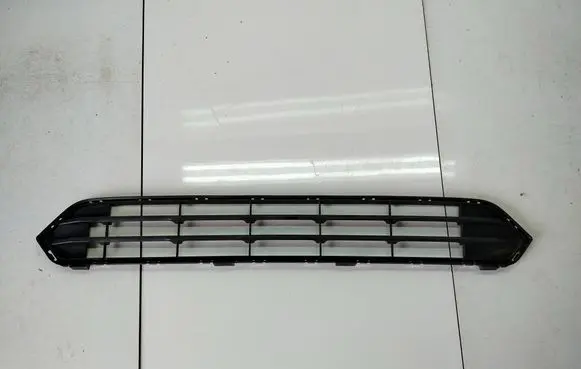 Subaru Outback (BS) Front bumper lower grill 57731AL190