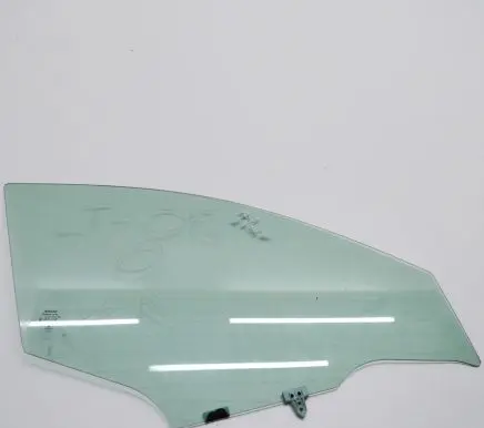 Nissan Qashqai Front door window glass four-door 43R001582