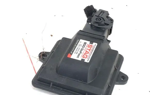 Audi A3 S3 8P LP gas control unit module 67R-017009