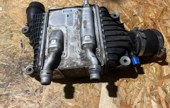 Land Rover Range Rover Velar Intercooler radiator GX736K775AE