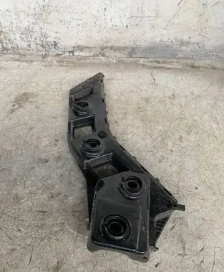 Volkswagen Touran III Rear bumper mounting bracket 5ta807394