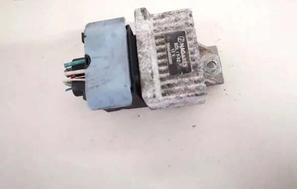 Citroen C3 Picasso Glow plug pre-heat relay 9640469680
