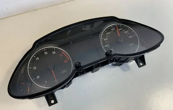 Audi Q5 SQ5 Speedometer (instrument cluster) 8R0920950B