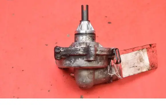 AC 428 Water pump 