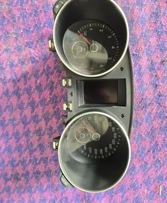 Volkswagen Golf VI Speedometer (instrument cluster) 5K0920861 MDD024190 10119013836