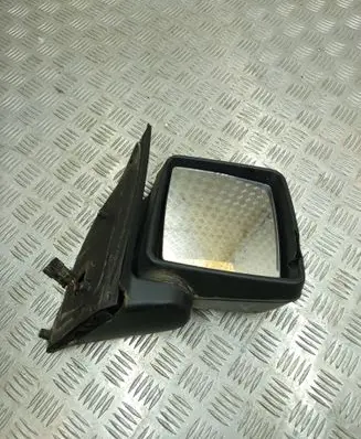 Front door electric wing mirror