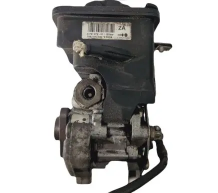 BMW 3 E46 Power steering pump 6756936