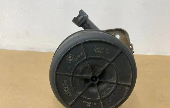 BMW Z4 E85 E86 Secondary air pump 72812947