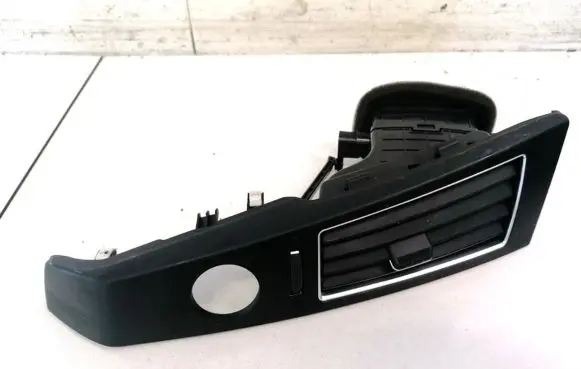 Hyundai ix 55 Dash center air vent grill 974103J000 97410-3J000