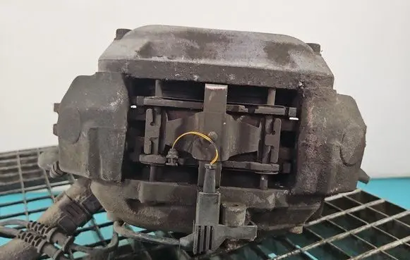 Mercedes-Benz CLS C219 Front brake caliper IMPRK1457516