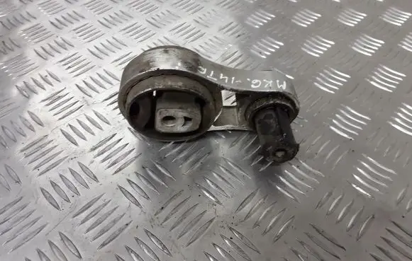 Ford Fiesta Engine mounting bracket