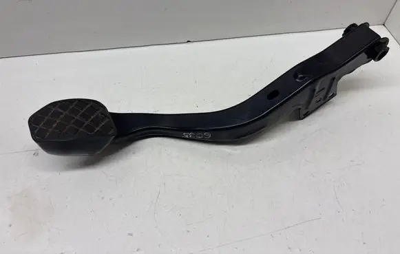 Audi A6 S6 C5 4B Brake pedal 8D1721140B