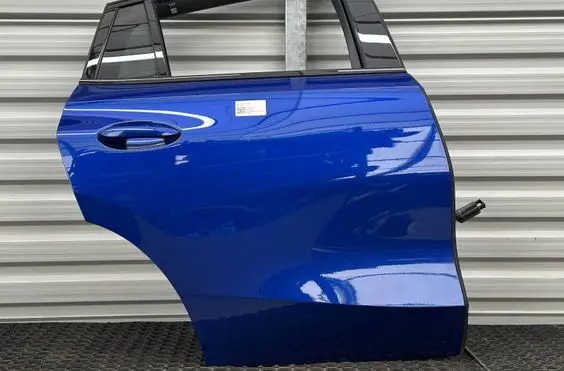 BMW X6M G06 F96 Rear door 