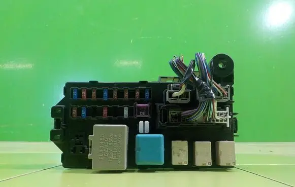 Daihatsu Terios Fuse box set 85980B1010 BEZPIECZNIKOW