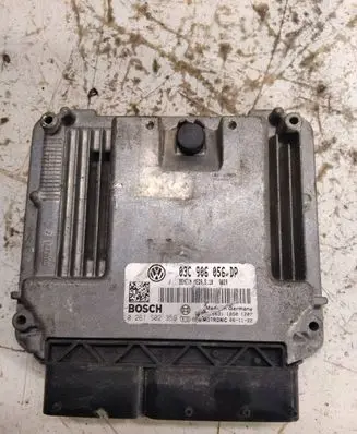 Volkswagen Golf V Engine control unit/module 03C906056DP 0261S02359