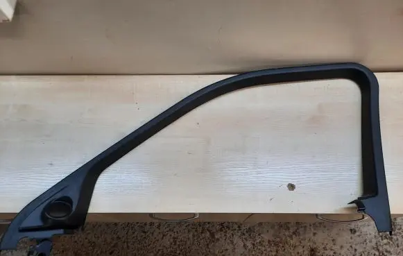 Land Rover Evoque I Other front door trim element BJ3220904A