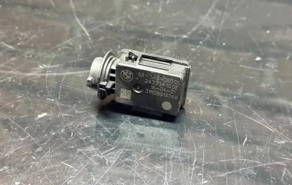 BMW X1 F48 F49 AUC sensor 5A34C60 31R08919769 24333410