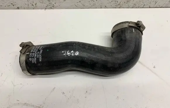 Volkswagen Golf VI Intercooler hose/pipe 1K0145832AC