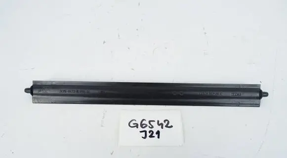 Ford Focus Intercooler air guide/duct channel JX7B8472E JX7B8472EPIA06