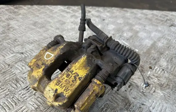 BMW 6 F12 F13 Rear brake caliper 32349660