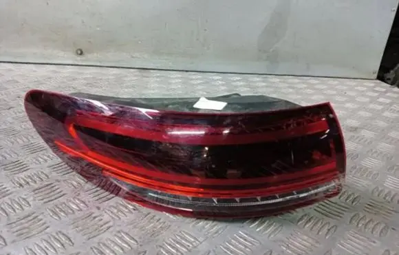 Mercedes-Benz EQC Tailgate rear/tail lights A2939062101 YAP1733720 2012110313